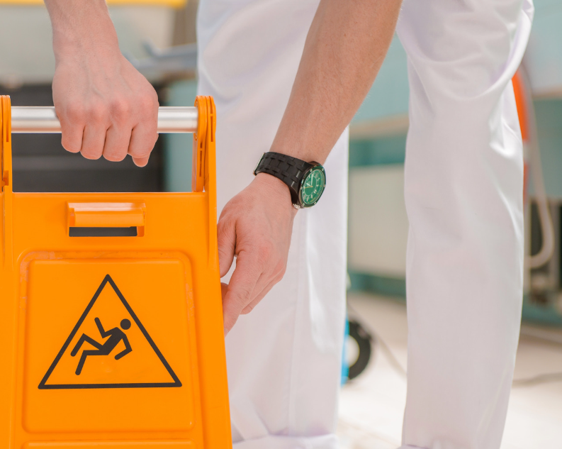 Manager en Propreté : Intégrer la Santé et Sécurité au Travail dans vos pratiques